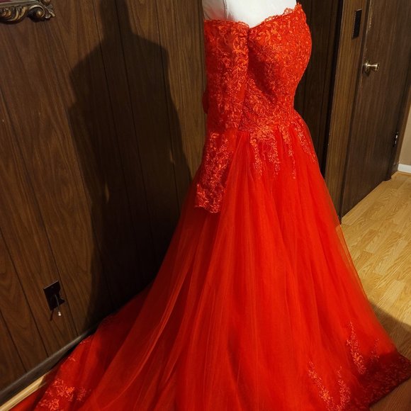 Hebeos Off The Shoulder Red Lace Wedding Dress - Picture 16 of 16